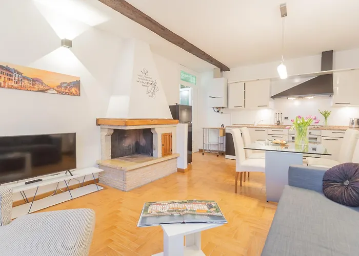 Apartment Volta By Rent Como