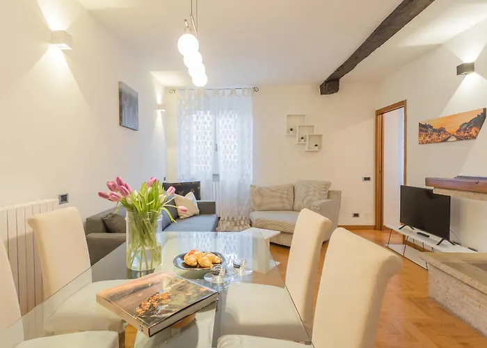 Volta By Rent * Como